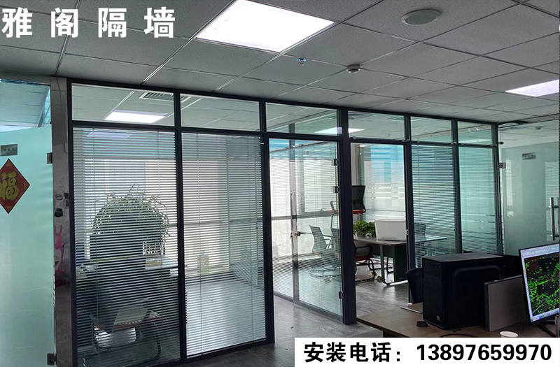 西寧海湖新區(qū)萬(wàn)達(dá)45樓完工！